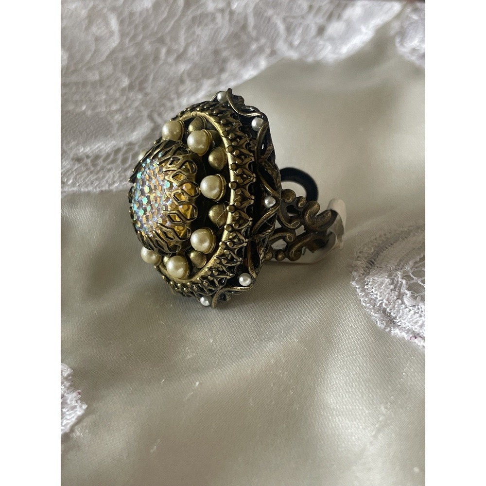 Sweet Romance Opulent Adjustable Ring Sparkling Rhinestones Flowers NWT